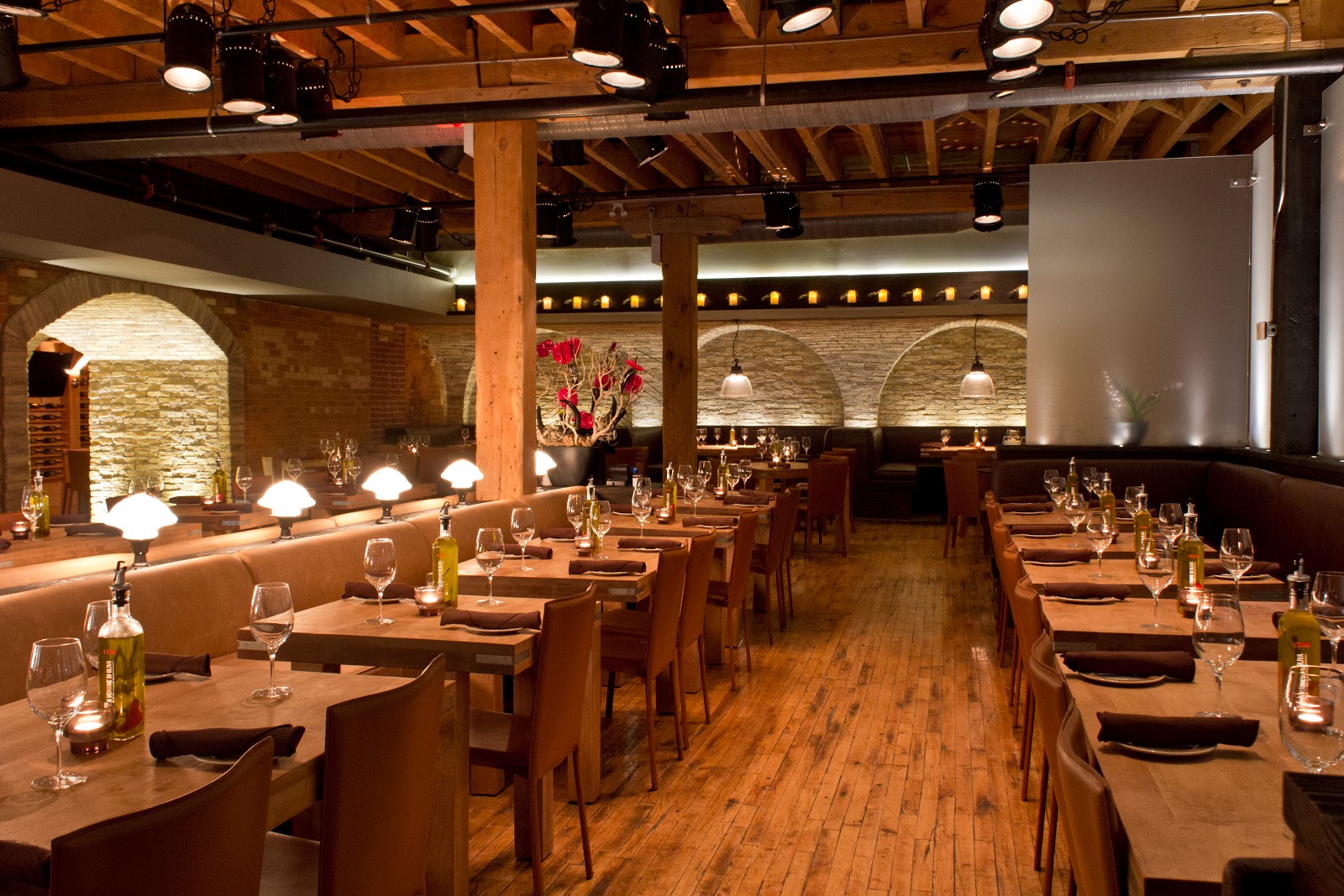 Cibo Wine Bar King West